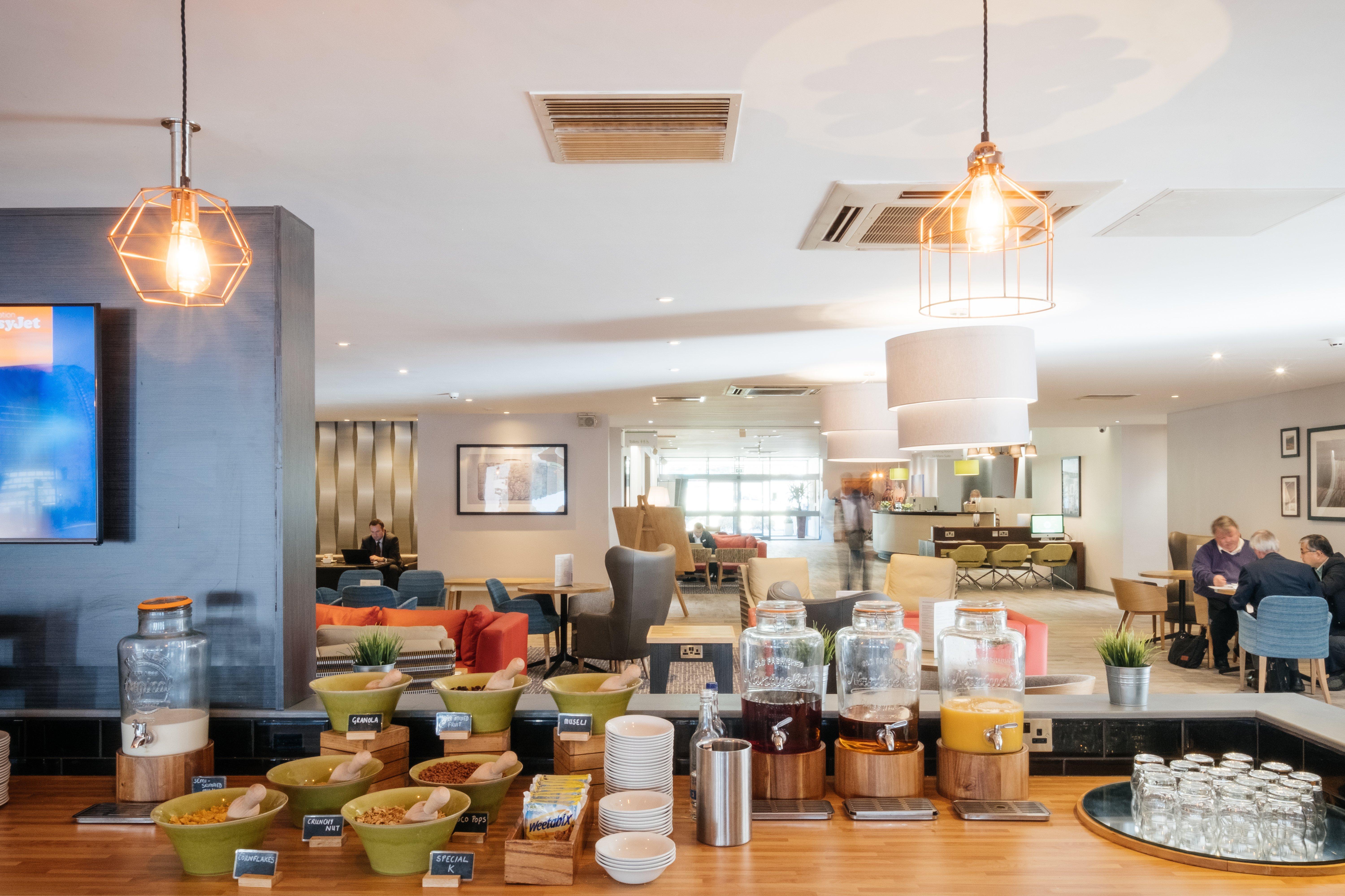 Holiday Inn Coventry M6, J2 By Ihg Eksteriør billede