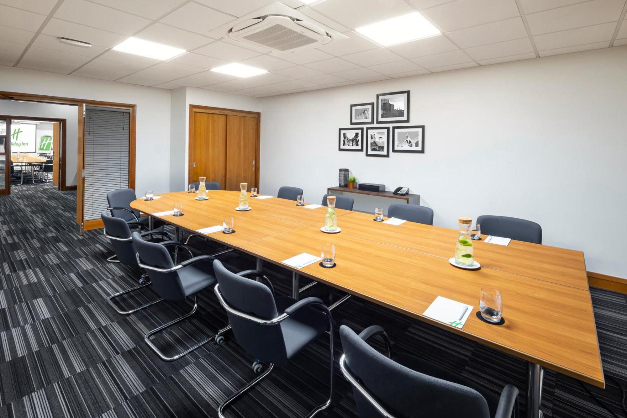 Holiday Inn Coventry M6, J2 By Ihg Eksteriør billede